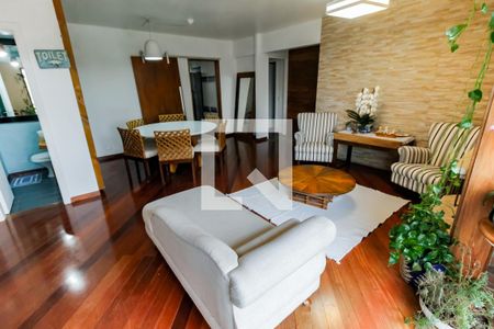 Sala de apartamento para alugar com 4 quartos, 137m² em Vila Suzana, São Paulo