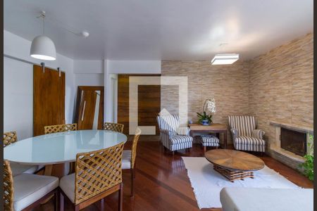 Sala de apartamento para alugar com 4 quartos, 137m² em Vila Suzana, São Paulo