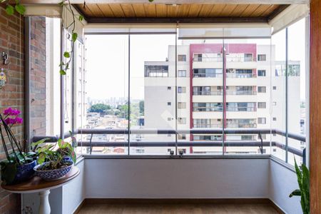 Varanda Sala de apartamento para alugar com 4 quartos, 137m² em Vila Suzana, São Paulo