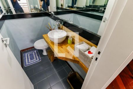 Lavabo de apartamento para alugar com 4 quartos, 137m² em Vila Suzana, São Paulo