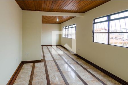 Sala de casa para alugar com 6 quartos, 360m² em Carlos Prates, Belo Horizonte