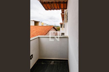 Varanda de casa para alugar com 6 quartos, 360m² em Carlos Prates, Belo Horizonte