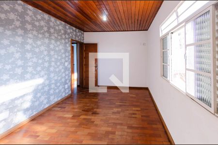 Quarto 1 de casa para alugar com 3 quartos, 125m² em Carlos Prates, Belo Horizonte