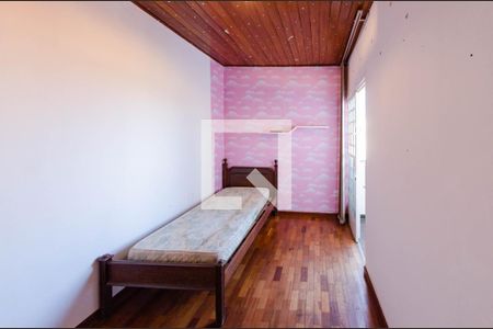 Quarto 2 de casa para alugar com 3 quartos, 360m² em Carlos Prates, Belo Horizonte