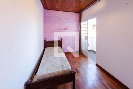 Quarto 2 de casa para alugar com 3 quartos, 125m² em Carlos Prates, Belo Horizonte