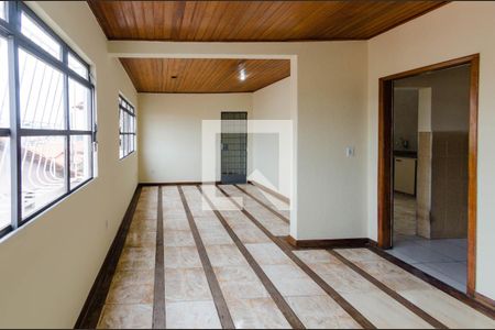 Sala de casa para alugar com 6 quartos, 360m² em Carlos Prates, Belo Horizonte