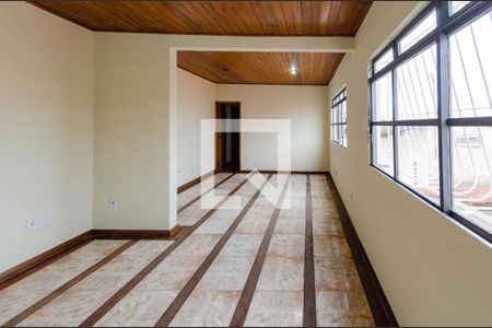 Sala de casa para alugar com 6 quartos, 360m² em Carlos Prates, Belo Horizonte