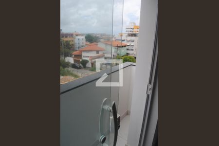 Varanda de kitnet/studio para alugar com 1 quarto, 18m² em Armação, Salvador