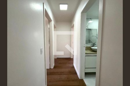 Corredor  de apartamento para alugar com 3 quartos, 134m² em Jardim Oriental, São Paulo