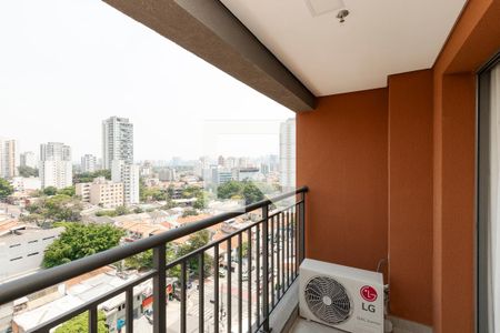 Varanda de kitnet/studio para alugar com 1 quarto, 27m² em Santo Amaro, São Paulo