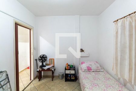 Quarto de casa para alugar com 1 quarto, 55m² em Jardim Santa Maria, São Paulo