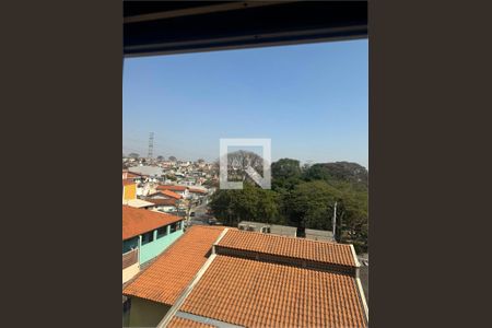 Casa à venda com 3 quartos, 200m² em Parque Maria Domitila, São Paulo