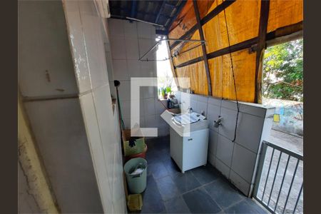 Casa à venda com 3 quartos, 106m² em Vila Friburgo, São Paulo