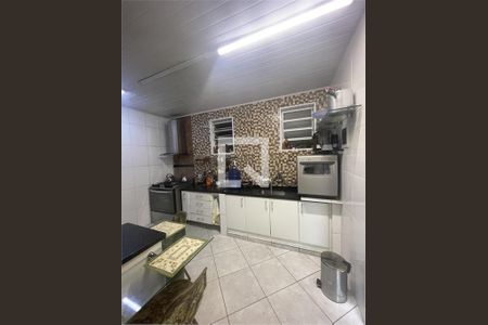 Casa à venda com 3 quartos, 236m² em Centro, Diadema