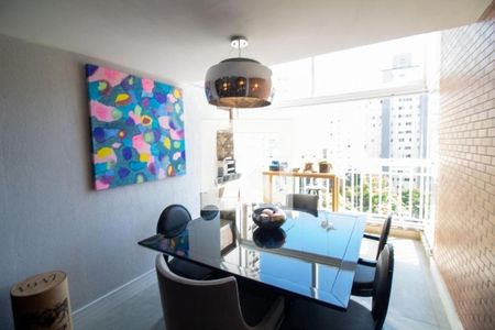 Apartamento à venda com 2 quartos, 105m² em Vila Cordeiro, São Paulo