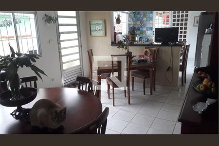 Casa à venda com 4 quartos, 220m² em Jardim das Flores, Osasco