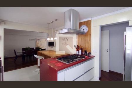 Apartamento à venda com 4 quartos, 170m² em Vila Sofia, São Paulo