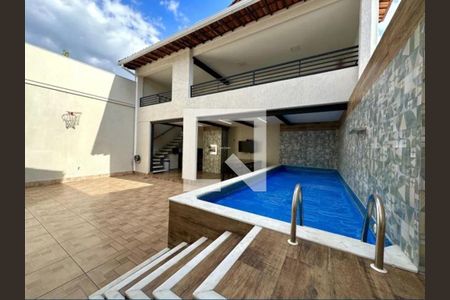 Casa à venda com 4 quartos, 300m² em Castelo, Belo Horizonte