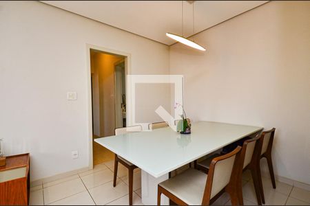 Sala 2 ambientes de apartamento à venda com 3 quartos, 90m² em Itapoã, Belo Horizonte