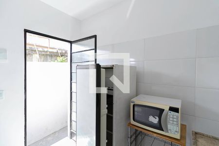 Cozinha de kitnet/studio para alugar com 1 quarto, 16m² em Santa Monica, Belo Horizonte