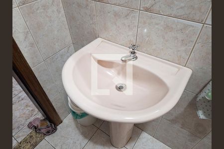 Lavabo de casa à venda com 3 quartos, 168m² em Vila Roque, São Paulo