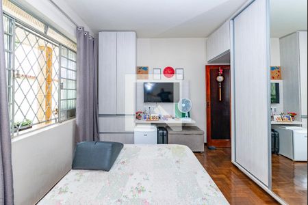 Quarto 1 de casa à venda com 3 quartos, 210m² em Barreiro, Belo Horizonte