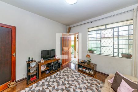 Sala 1 de casa à venda com 3 quartos, 210m² em Barreiro, Belo Horizonte