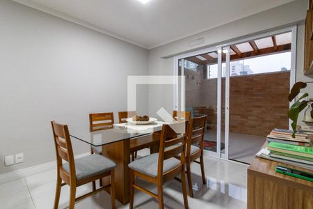 Sala de casa de condomínio à venda com 3 quartos, 145m² em Chácara Primavera, Campinas