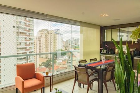 Sacada de apartamento à venda com 4 quartos, 136m² em Chácara Inglesa, São Paulo