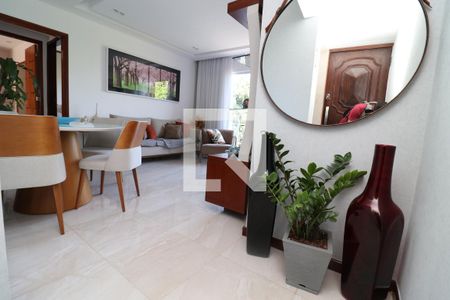 Sala de apartamento à venda com 2 quartos, 70m² em Jardim Guanabara, Rio de Janeiro