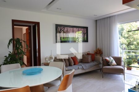 Sala de apartamento à venda com 2 quartos, 70m² em Jardim Guanabara, Rio de Janeiro