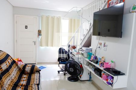 sala de casa de condomínio para alugar com 2 quartos, 72m² em São Pedro, Osasco