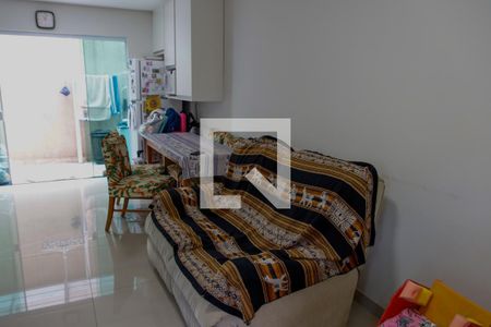 sala de casa de condomínio para alugar com 2 quartos, 72m² em São Pedro, Osasco