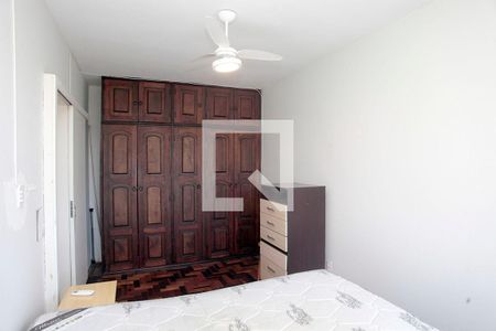 Quarto 1 de apartamento para alugar com 2 quartos, 64m² em Jardim Botânico, Porto Alegre