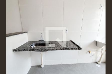 Cozinha de apartamento à venda com 2 quartos, 48m² em Palmares, Belo Horizonte