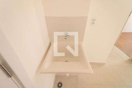 Sala/Cozinha de apartamento para alugar com 2 quartos, 32m² em Vila Graciosa, São Paulo