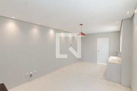 Sala e Cozinha   de casa à venda com 1 quarto, 160m² em Vila Nivi, São Paulo