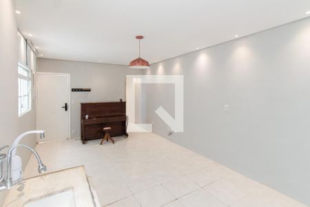 Sala e Cozinha   de casa à venda com 1 quarto, 160m² em Vila Nivi, São Paulo