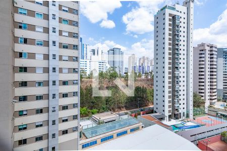 Sala 1 de apartamento à venda com 2 quartos, 170m² em Belvedere, Belo Horizonte