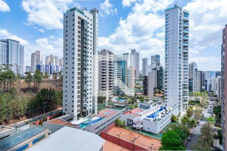 Sala 1 de apartamento à venda com 2 quartos, 170m² em Belvedere, Belo Horizonte