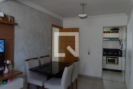 Sala de apartamento para alugar com 2 quartos, 46m² em Cabral, Contagem