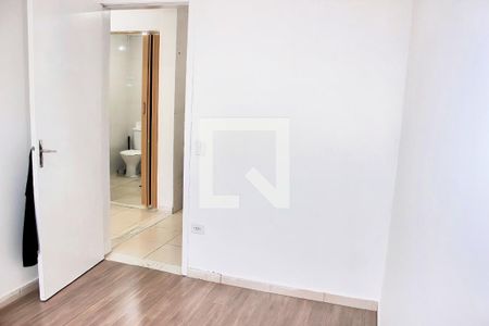 Quarto 2 de apartamento para alugar com 2 quartos, 46m² em Jardim Nova Cidade, Guarulhos