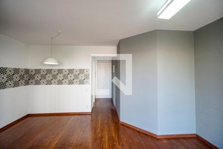 Sala de apartamento para alugar com 3 quartos, 77m² em Jardim Textil, São Paulo