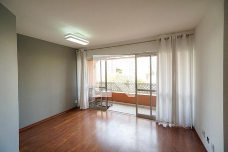 Sala de apartamento para alugar com 3 quartos, 77m² em Jardim Textil, São Paulo