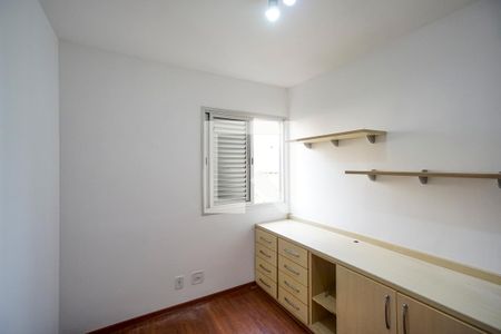 Quarto 01 de apartamento para alugar com 3 quartos, 77m² em Jardim Textil, São Paulo