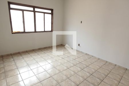 Sala 2 de casa para alugar com 6 quartos, 270m² em Setor Bueno, Goiânia