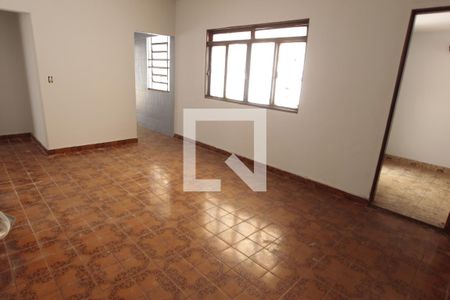 Sala de casa para alugar com 6 quartos, 270m² em Setor Bueno, Goiânia