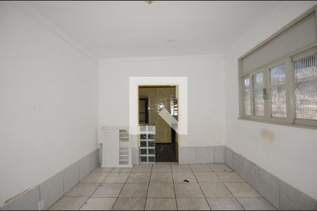 Sala de casa para alugar com 2 quartos, 85m² em Bento Ribeiro, Rio de Janeiro