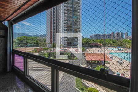 Varanda de apartamento para alugar com 2 quartos, 100m² em Barra da Tijuca, Rio de Janeiro