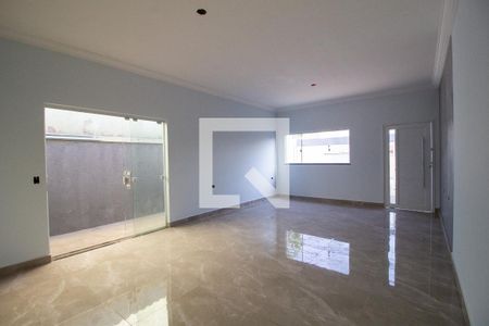 Sala de casa para alugar com 2 quartos, 70m² em Jardim Santa Esmeralda, Sorocaba